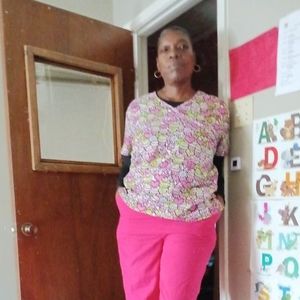 Meet your Posher, Casandra